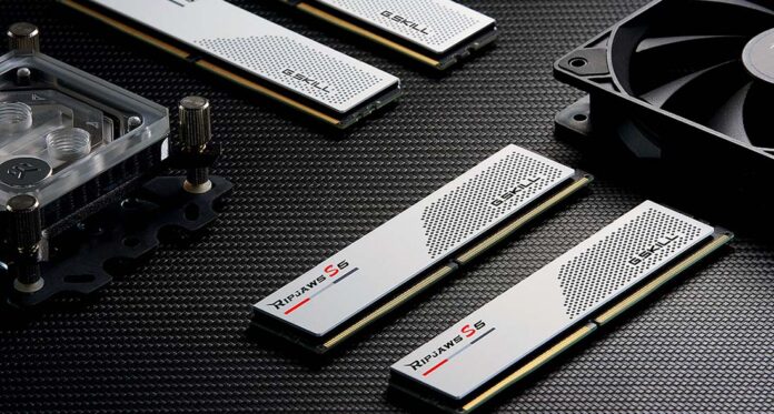G.Skill Ripjaws S5 DDR5-5200 32GB lying flat.