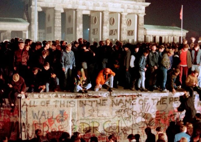 Berlin wall falls