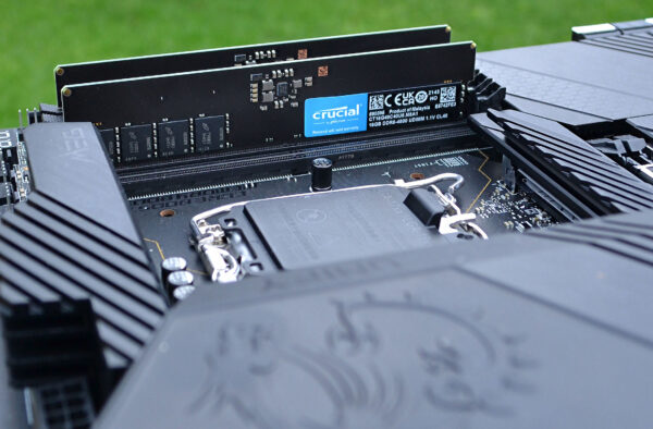 Crucial DDR5 4800 32GB CT2K16G48C40U5 Memory Review Club386