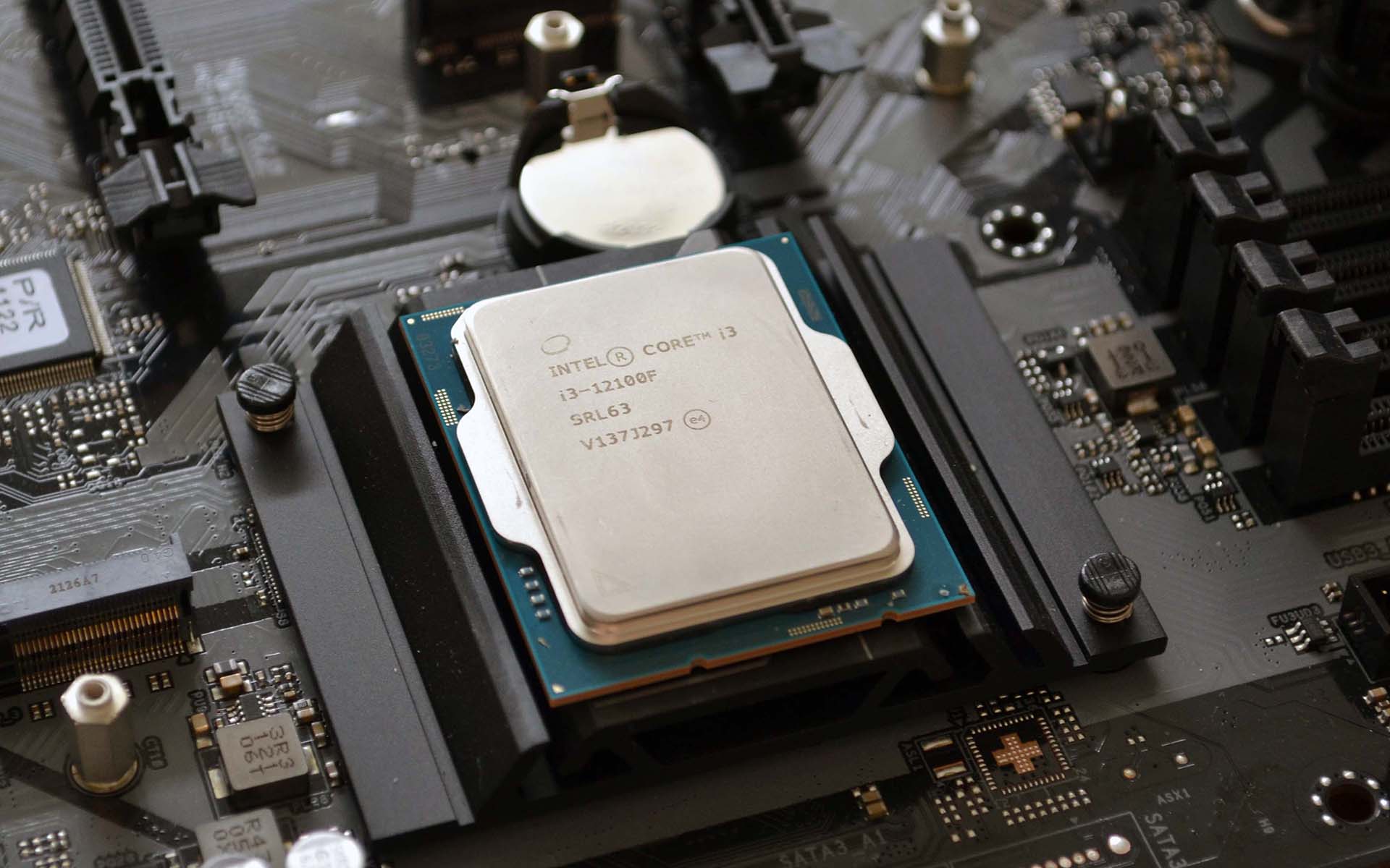 Intel Core i3-12100F Review - 5.2 GHz OC with an Asterisk