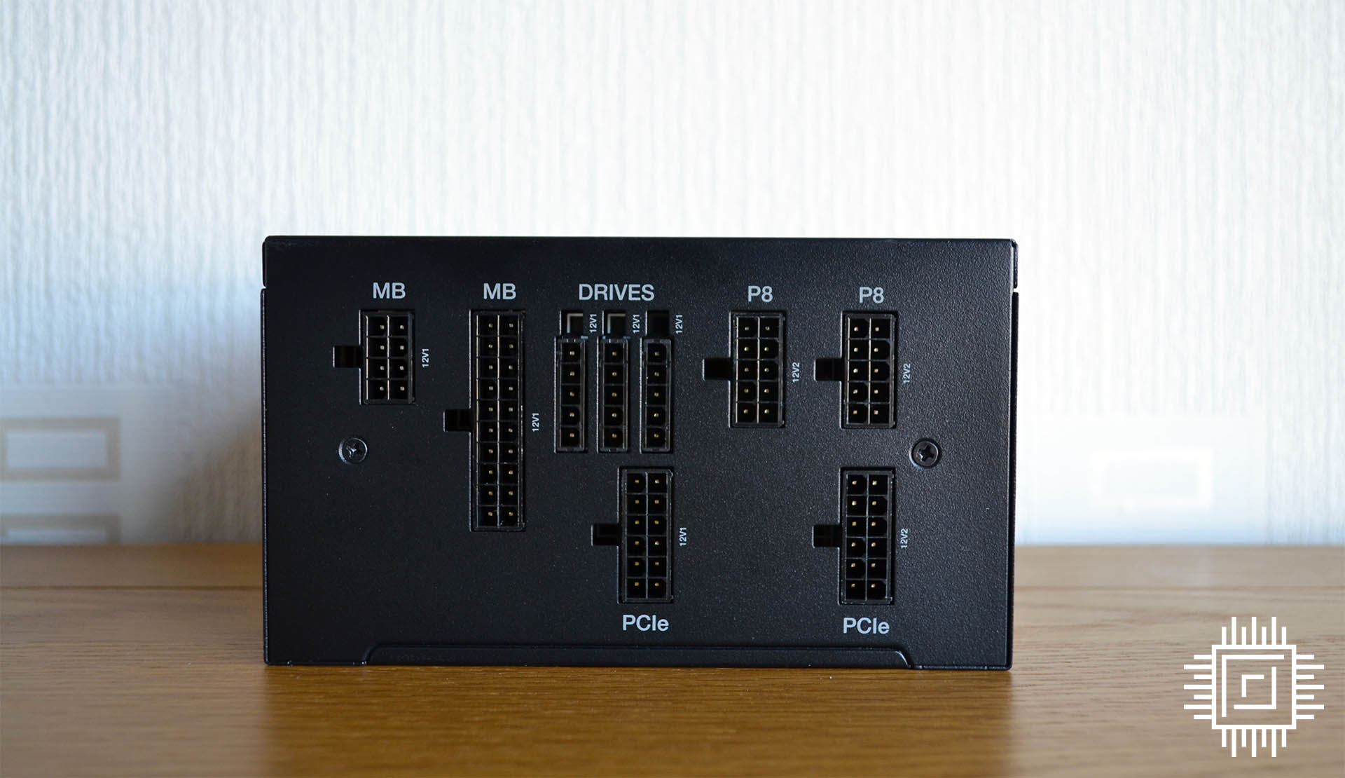 be quiet! Pure Power 11 FM 850W PSU ports.