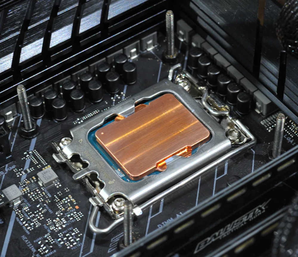 rockitcool-claims-15-c-benefit-by-using-copper-ihs-on-intel-12th-gen