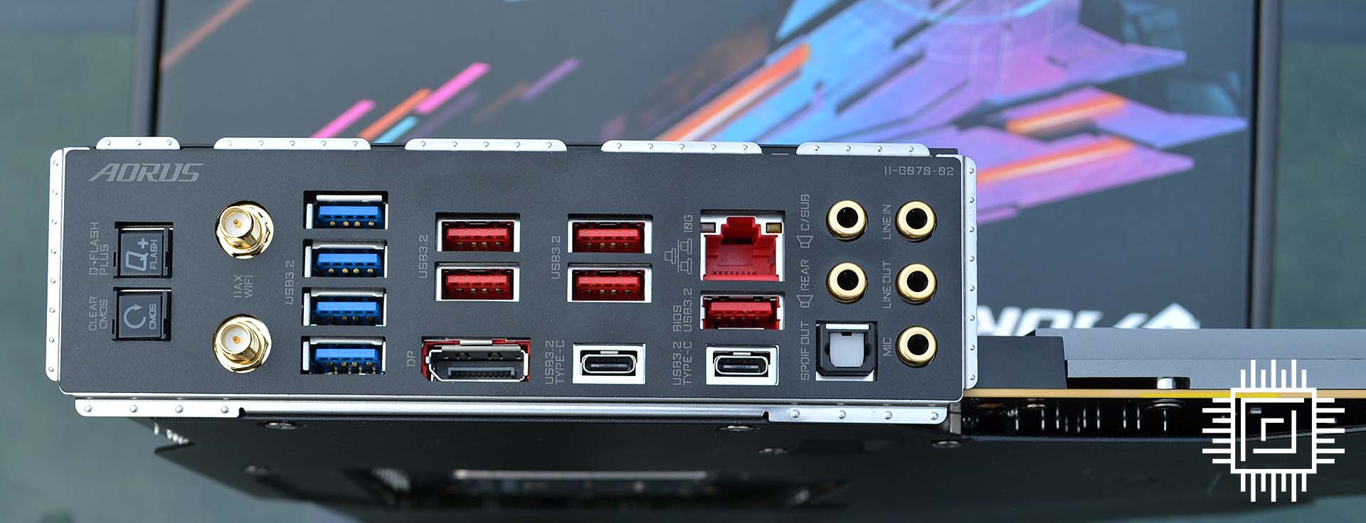 Z690 Aorus Master I/O ports.