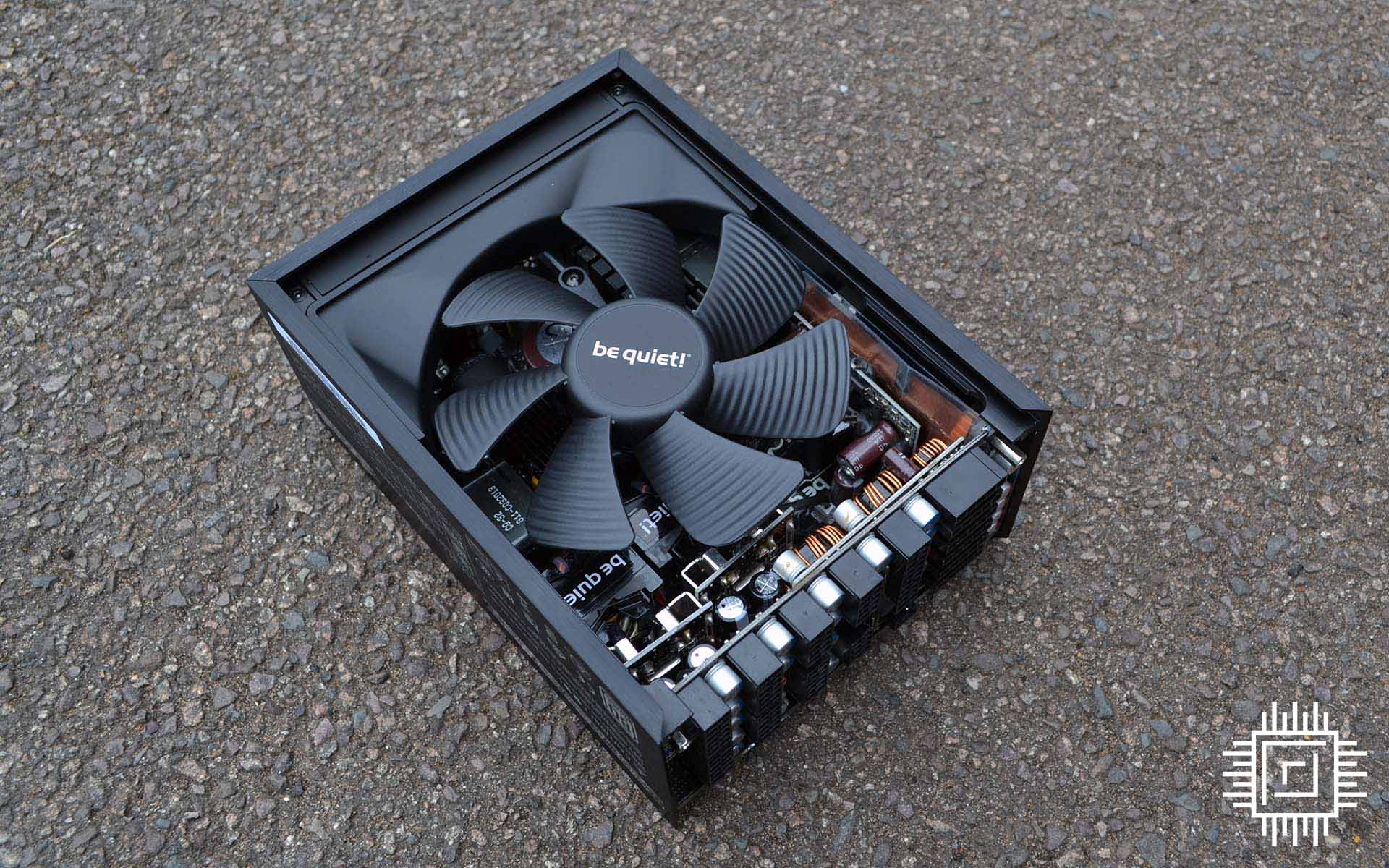 be quiet! Dark Power Pro 12 fan.