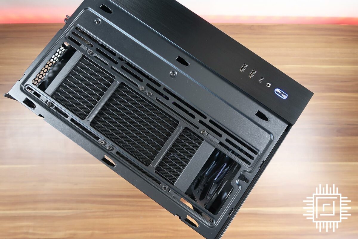 Cyberpower Cyberpower Infinity X127 Pro SFF PC - Top Panel