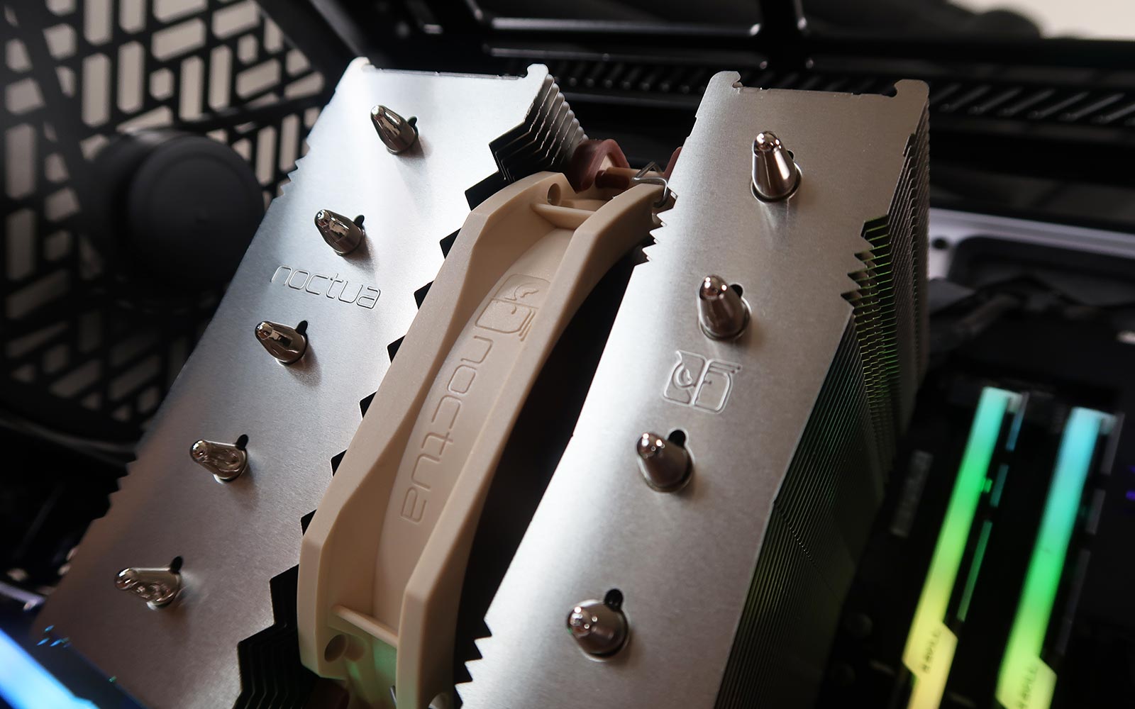 ANOTHER Noctua Win - NH-U12S REDUX CPU Cooler Review