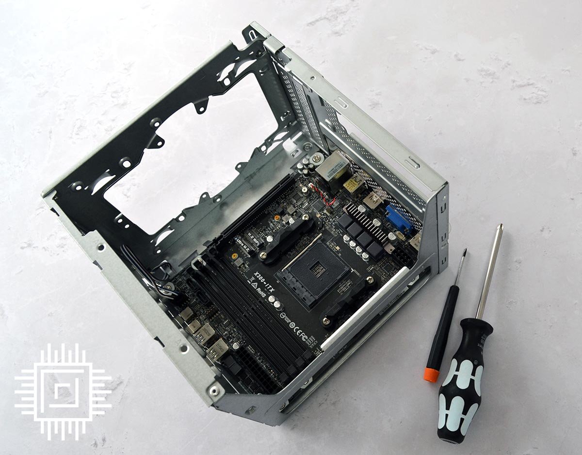 ASRock DeskMeet X300 disassembled.