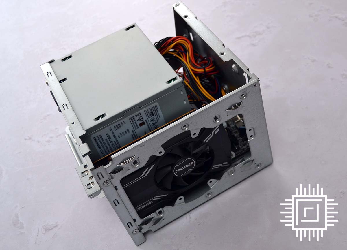 ASRock DeskMeet X300 side.