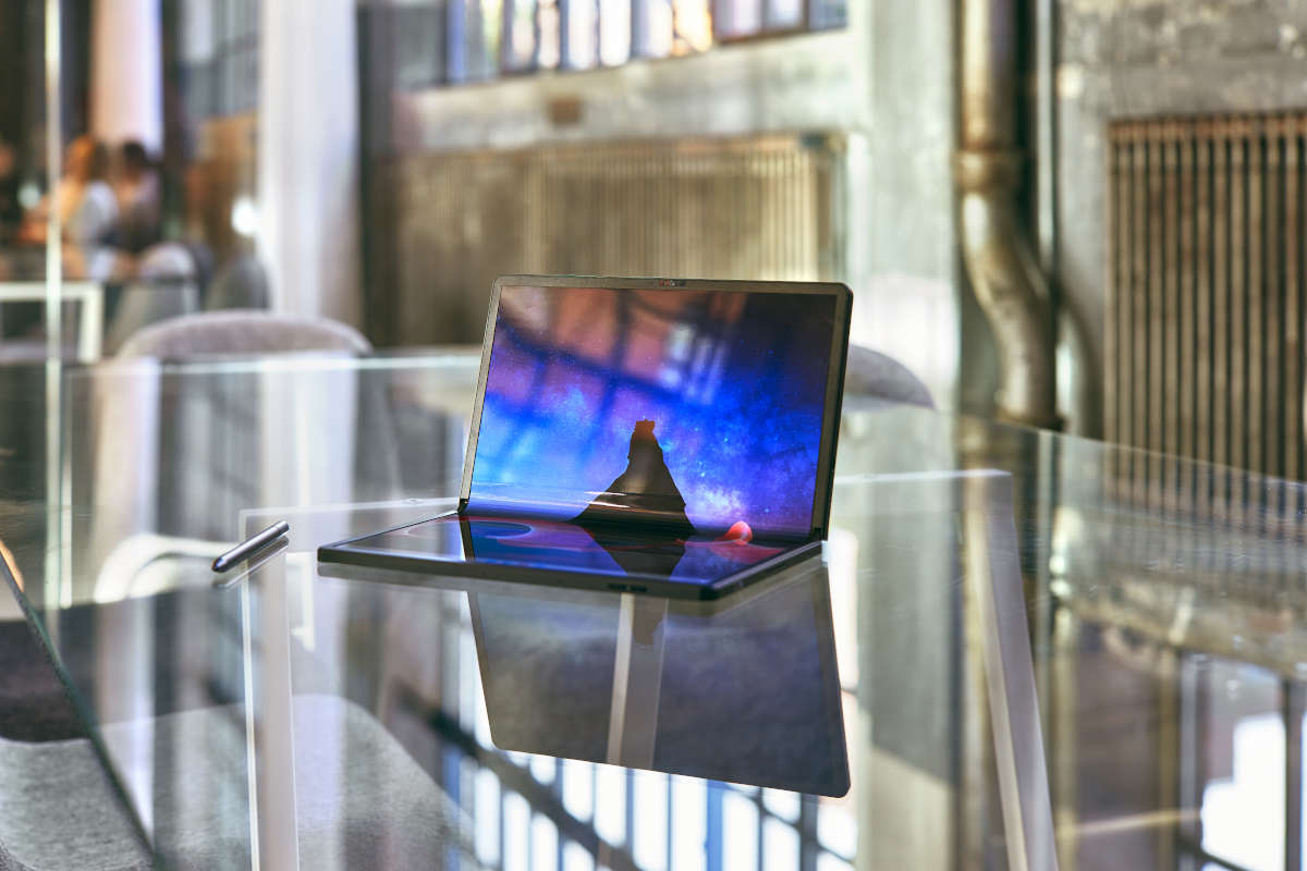 Lenovo's next-generation ThinkPad X1 Fold promises foldable PCs have come  of age | Club386