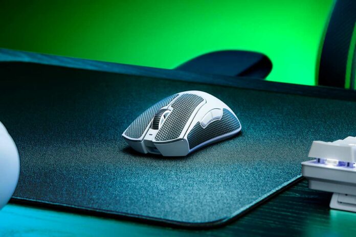 Razer DeathAdder V3 Pro Razer DeathAdder V3 Pro