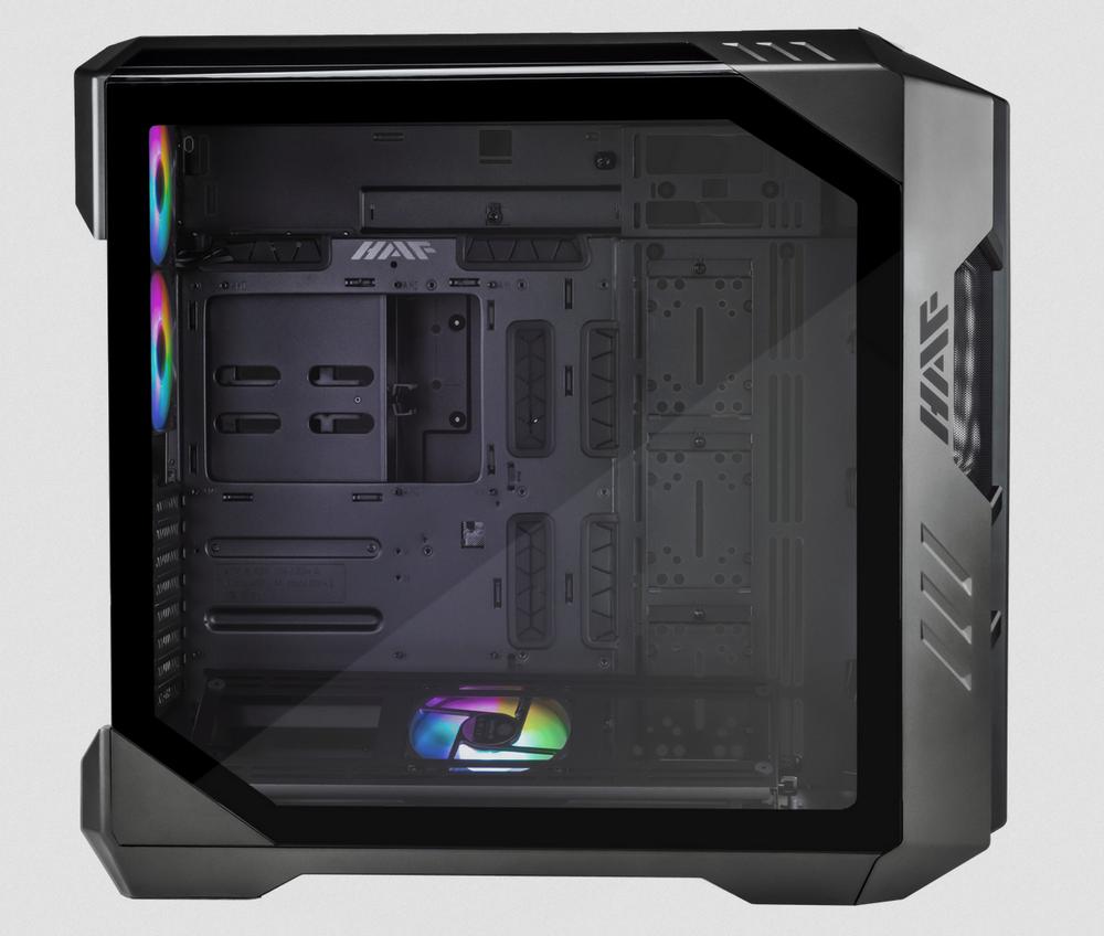 Cooler Master HAF 700 - Side