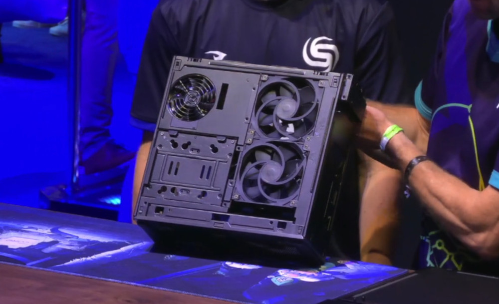 Intel shows off NUC 13 Extreme Raptor Canyon PC with room for triple