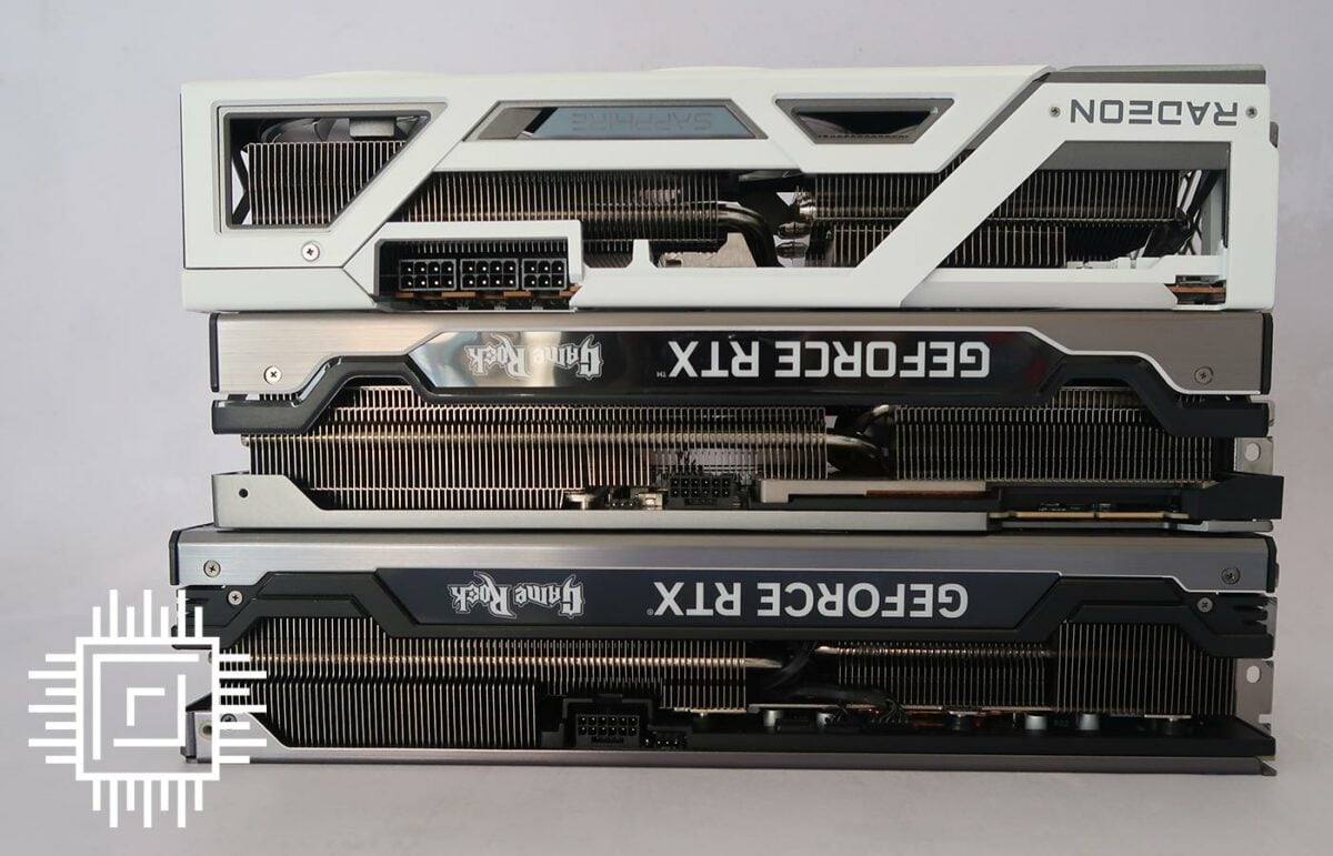 Palit GeForce RTX 4090 GameRock OC - Size Comparison