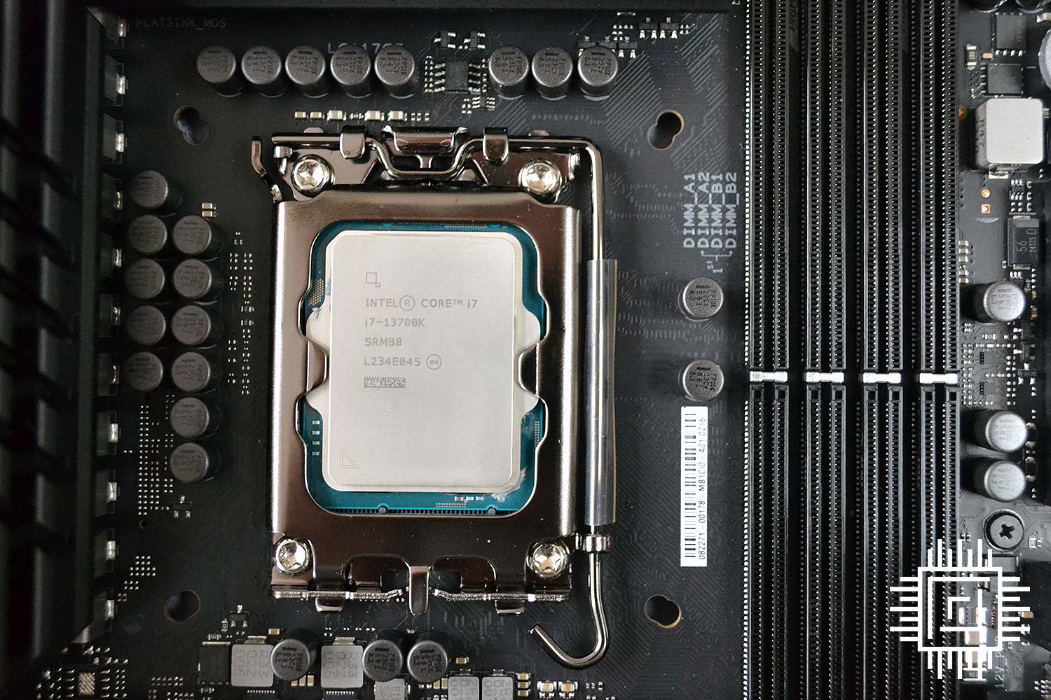 Intel 13th Gen i7 13700K CPU Review: A processor that's clearly punching  above its class