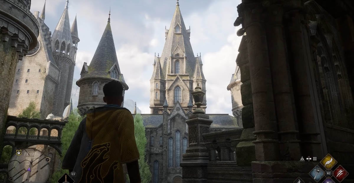 Hogwarts Legacy Gameplay Showcase Shows Off Character Creator, Combat,  Hogwarts Castle - EIP Gaming