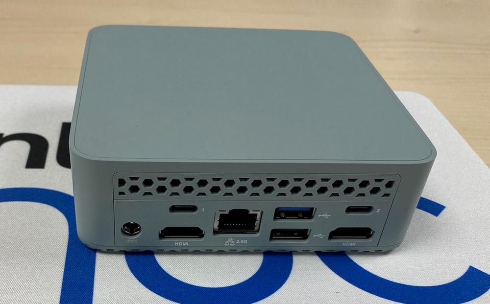 Intel NUC 13 Pro - Back