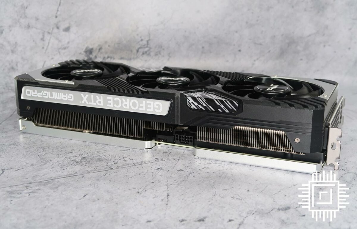 Palit GeForce RTX 4070 Ti GamingPro power connector