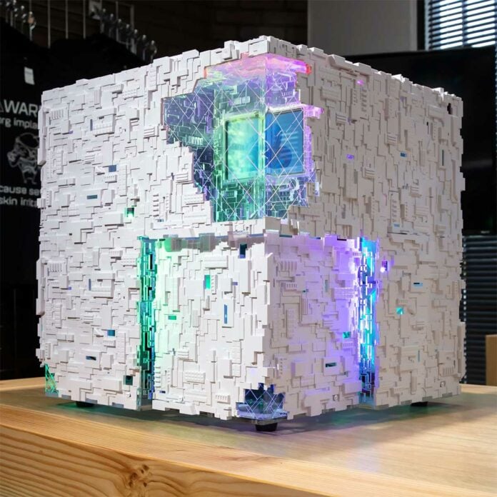 Star Trek Artifact Borg Cube ATX - Snow White Edition