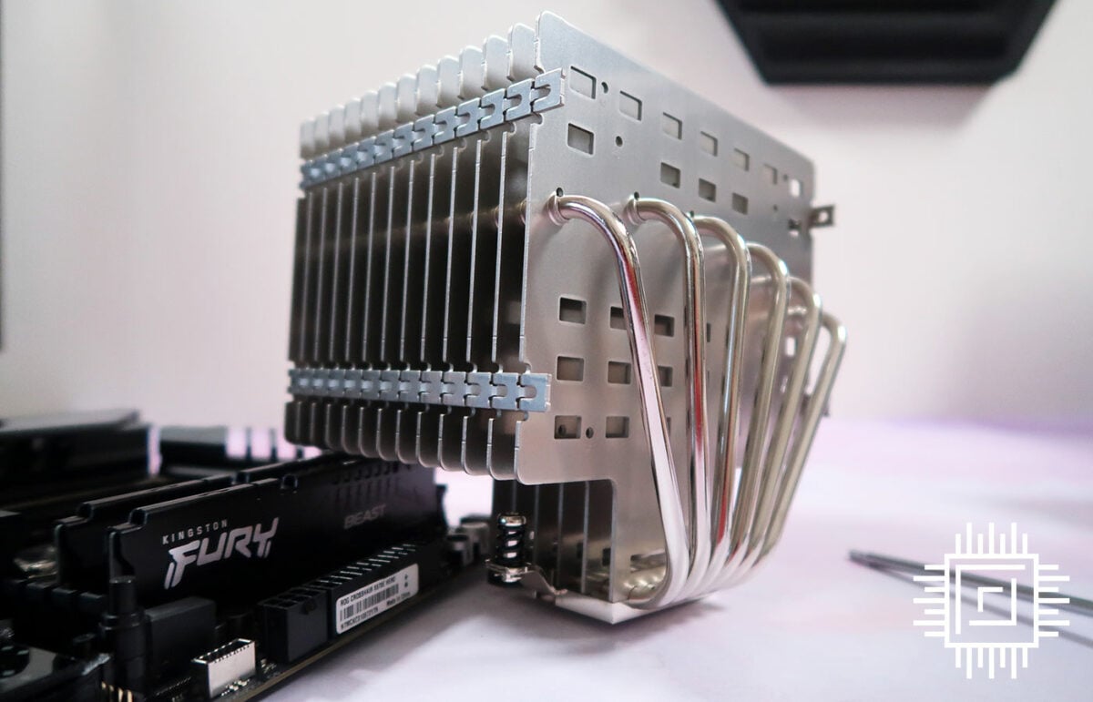 Noctua NH-P1: Chunky Heatpipes