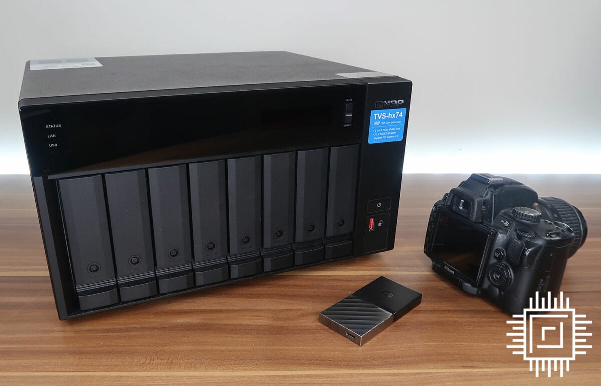 QNAP TVS-h874 8-bay NAS