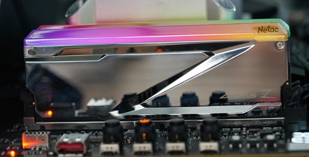 Netac Hurricane Z RGB DDR5 - Front