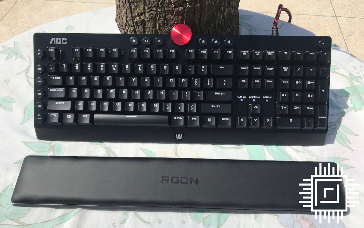 AOC Agon AGK700 - 06