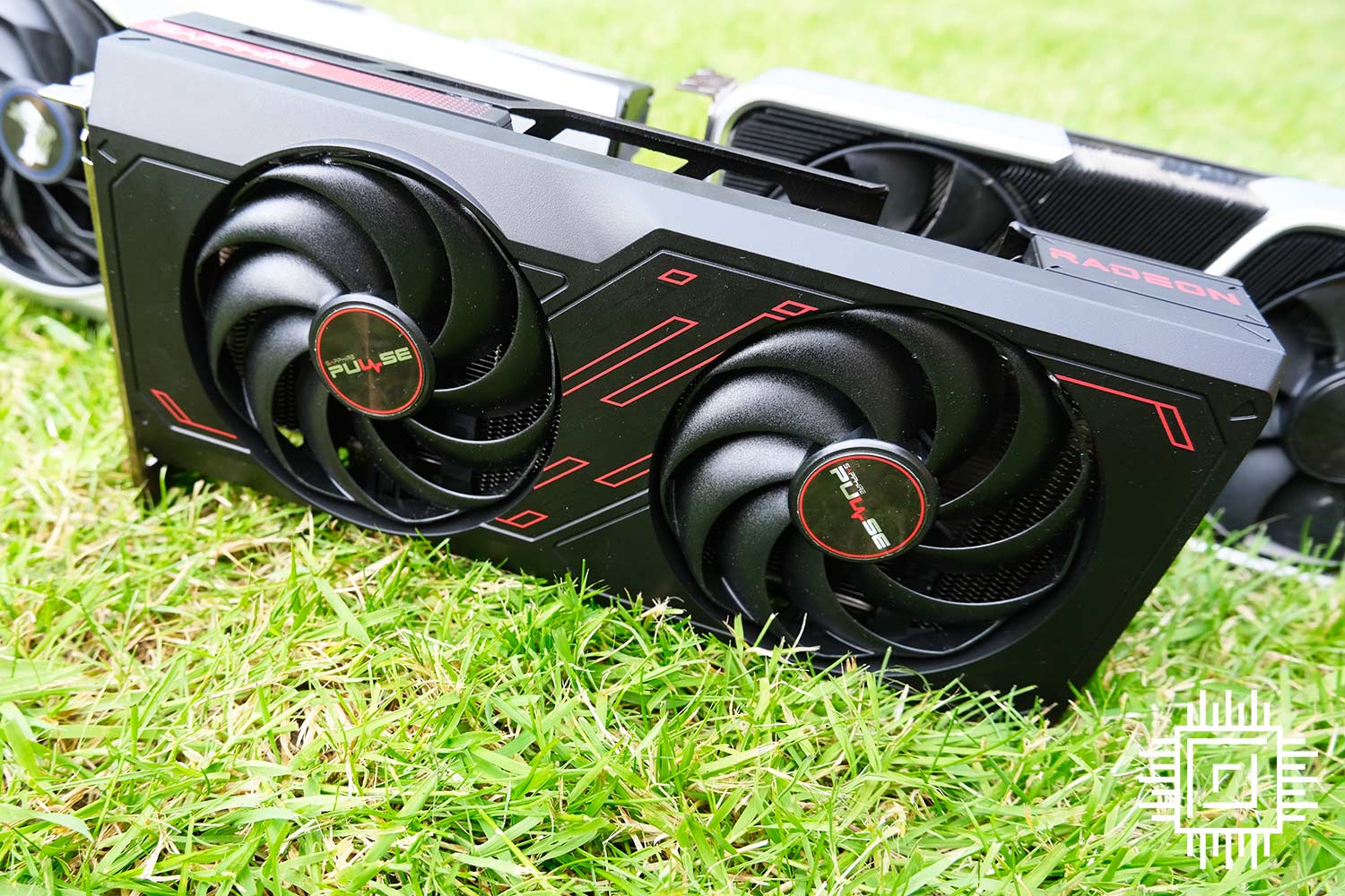 Sapphire Radeon RX 7600 Pulse Gaming OC