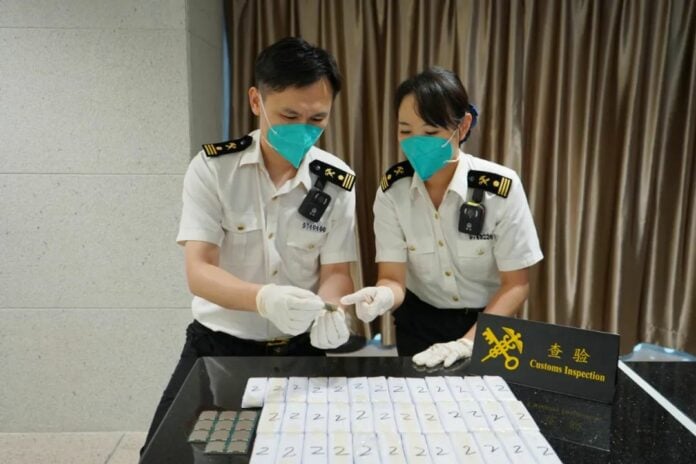 China Customs Inspection stopped an individual smuggling 306 Intel CPUs