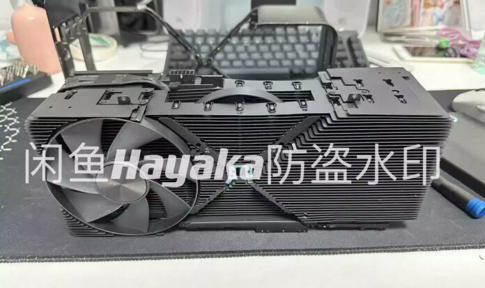 Nvidia's quad-slot cooler with triple-fan design and massive amout of heatpipes