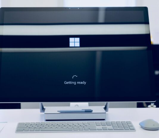 Windows operating system getting ready to launch, by Johny vino