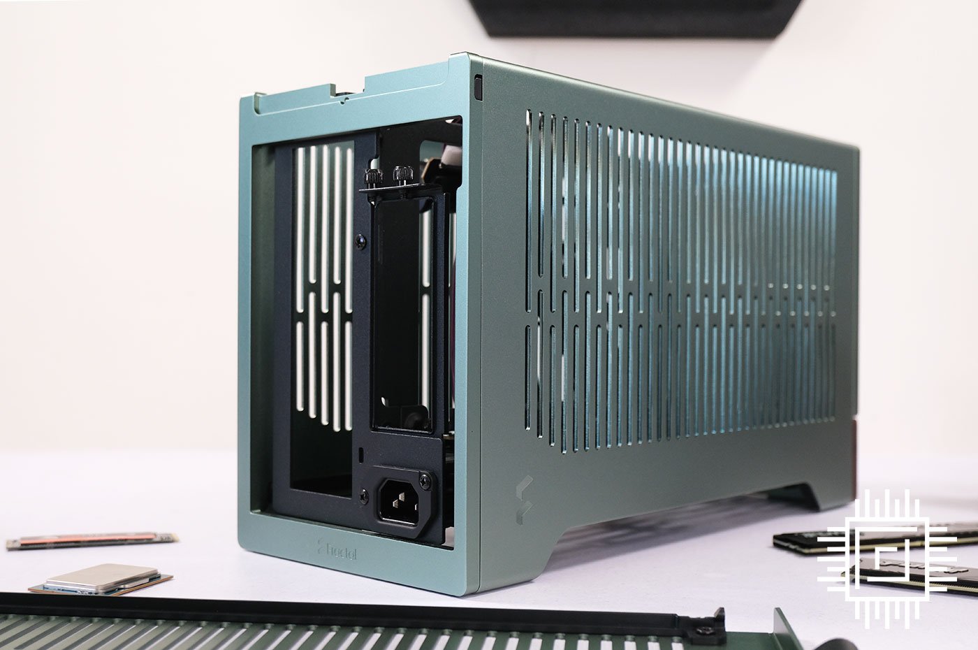 Fractal Terra Mini-ITX Case Review - PC Perspective