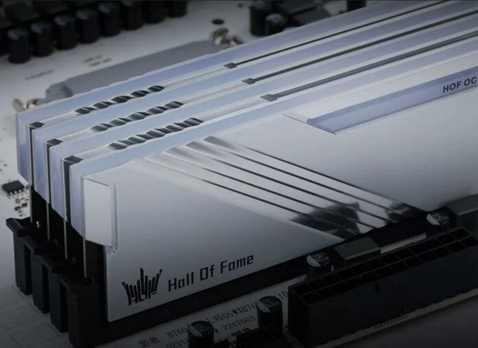 Ddr A Lab Bling alert - Galax launches HOF OC LAB Phantom S DDR5-8000 CL38 memory ...