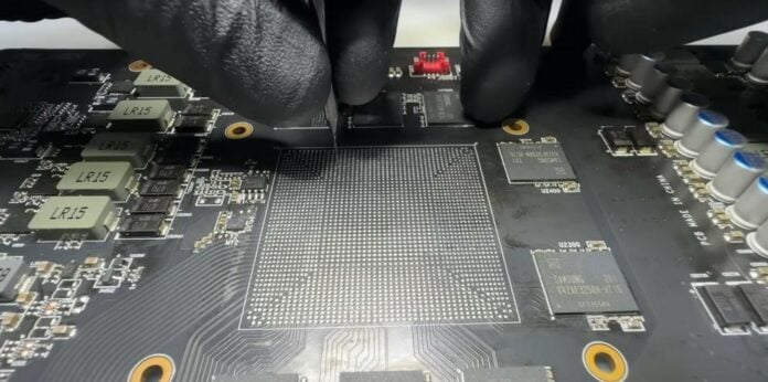 MSI Radeon RX 6900XT - Drilling MSI Radeon RX 6900XT - Drilling
