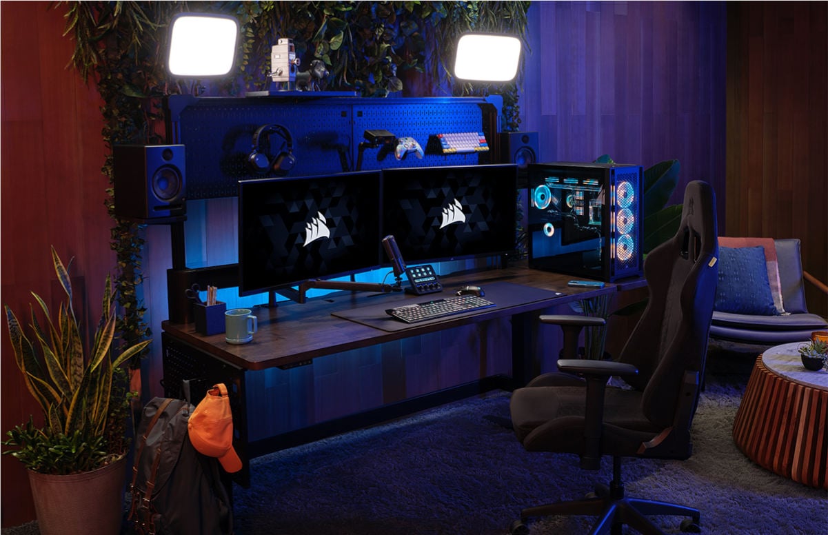Corsair's Platform:6 modular computer desk takes the sit-stand