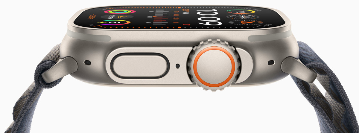 Apple-Watch-Ultra-2-side-button-Digital-Crown