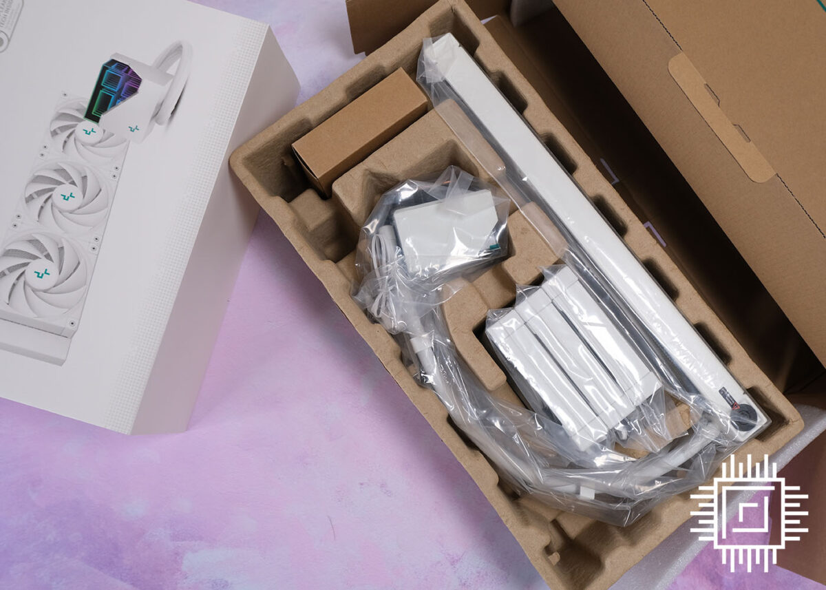 DeepCool LT720 WH - packaging