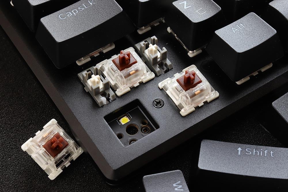 iRocks K74M - switches