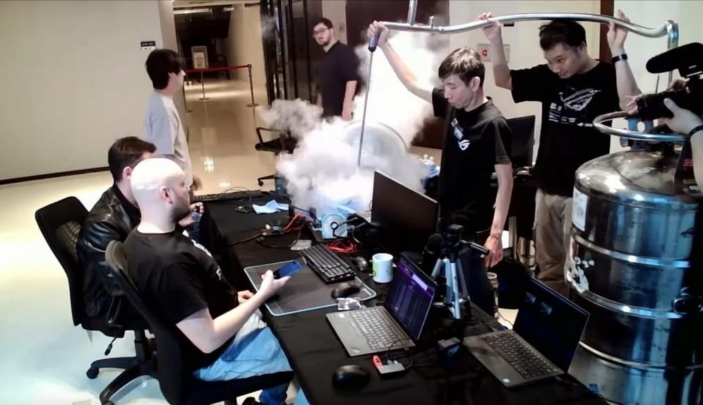 Intel's Core i9-14900KF CPU takes the overclocking world