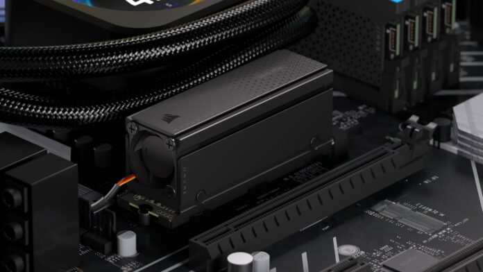 Corsair MP700 Pro M.2 SSD with an active cooling system Corsair MP700 Pro M.2 SSD with an active cooling system
