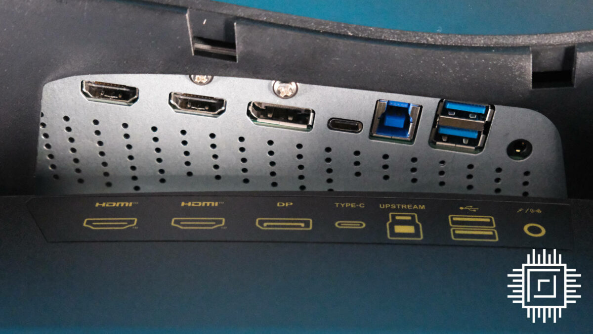 MSI MEG 342C QD-OLED inputs include two HDMI 2.1 connectors, a DisplayPort 1.4a, USB Type-C, Type-B, and two Type-A ports, and a 3.5mm headphone jack.