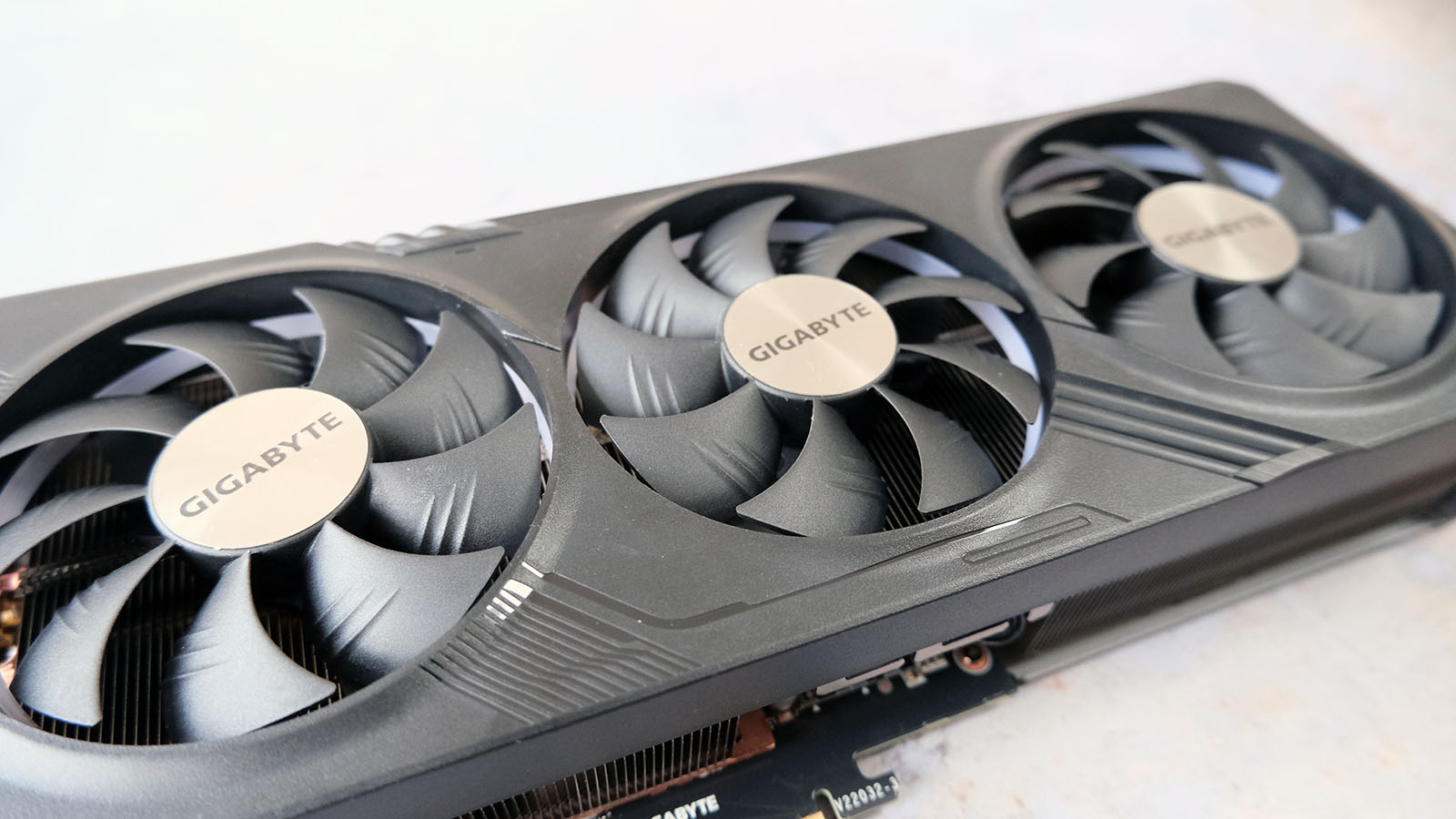 Gigabyte GeForce RTX 4070 Ti Super - Club386 Approved