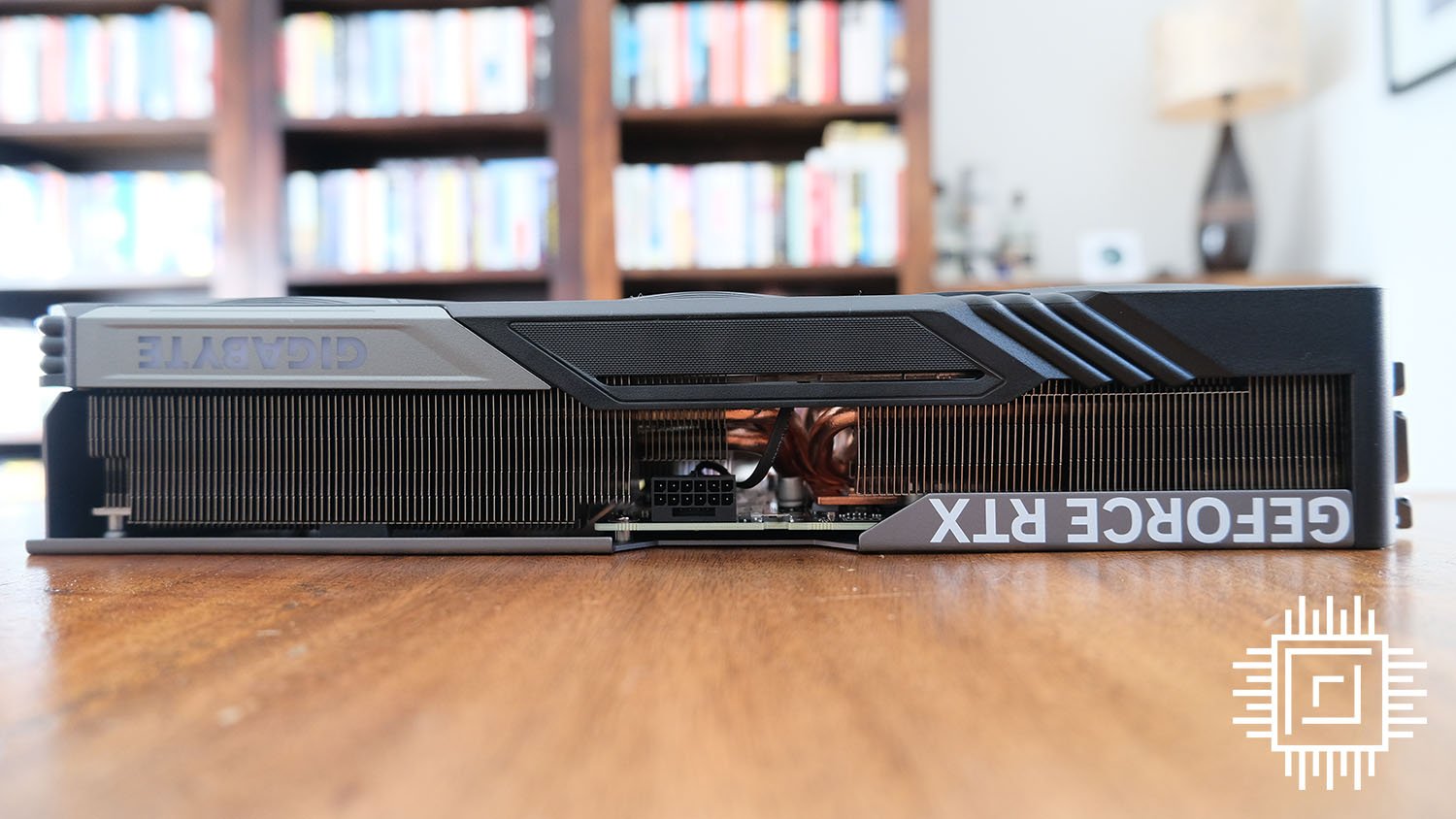 Gigabyte GeForce RTX 4070 Ti Super Gaming OC - as seen from the side.