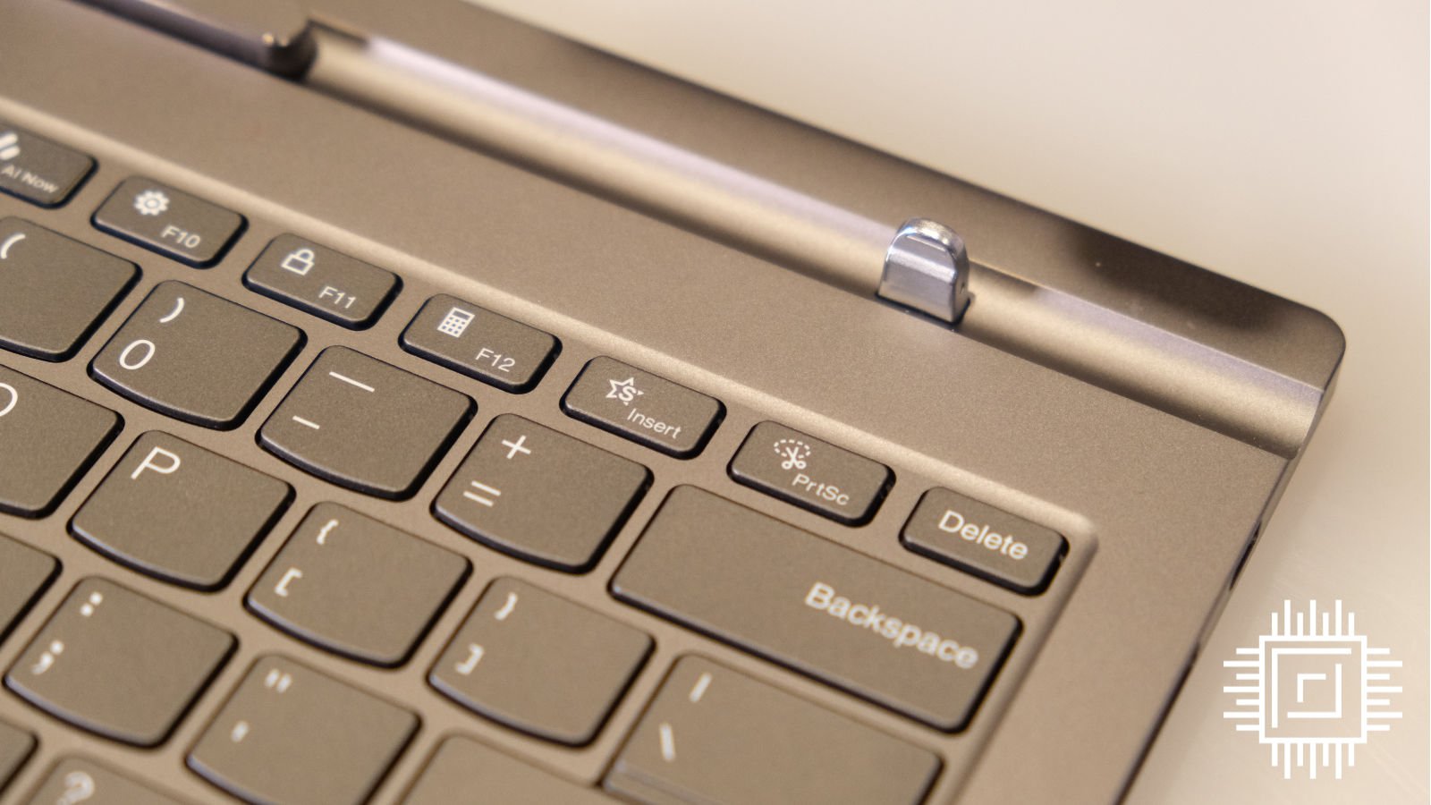 Lenovo ThinkBook Plus Gen 5 Hybrid's switching button shown up close.