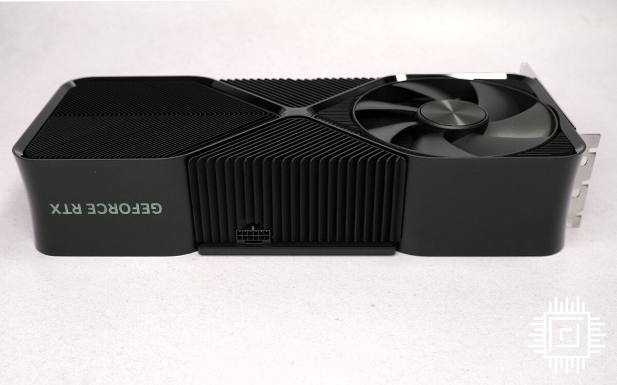 Nvidia GeForce RTX 4080 Super Founders Edition - Power Connector