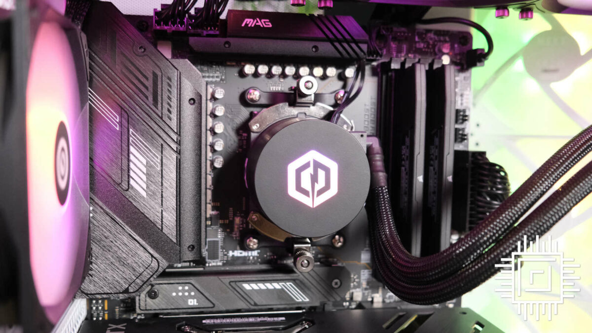 CyberpowerPC UK Ultra R77 3DS CPU AIO cooler shines pink.