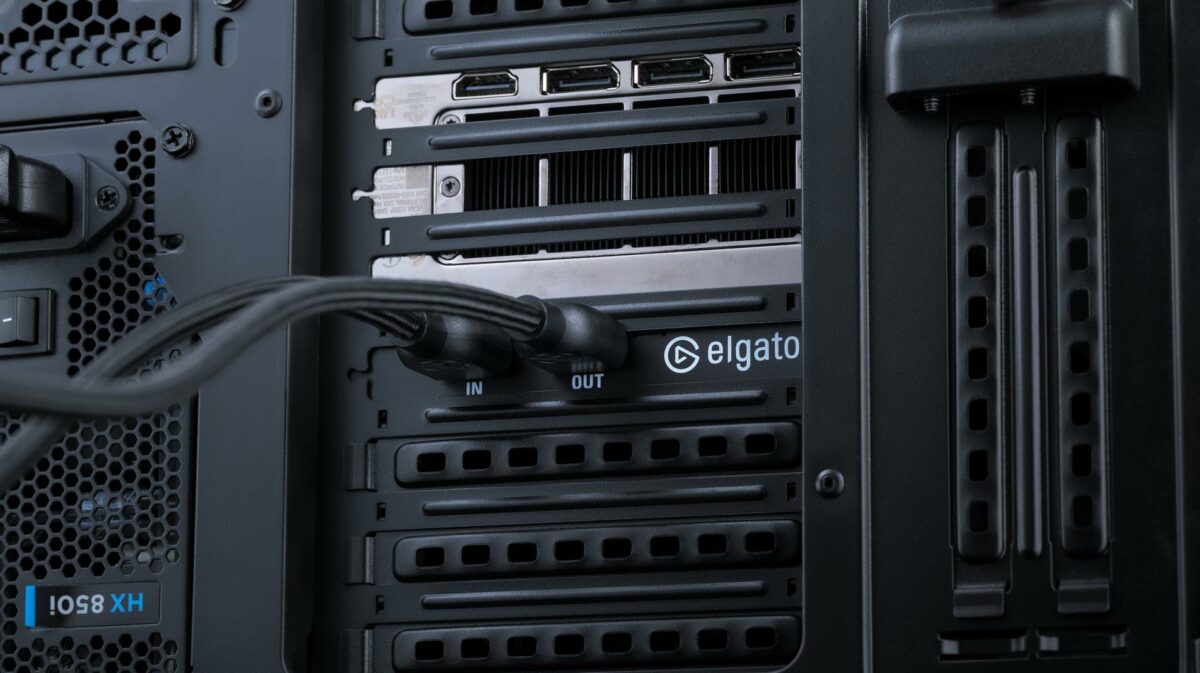 Elgato 4K Pro capture card ports.