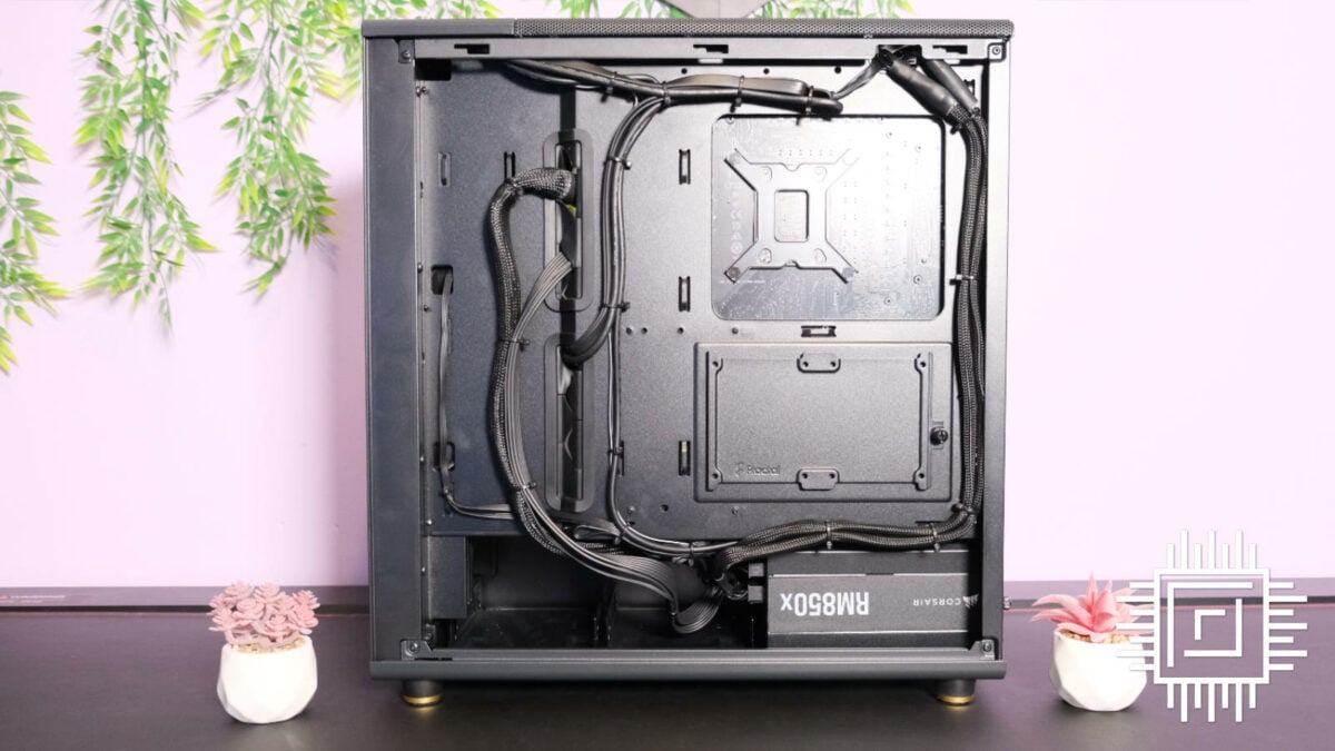 PCSpecialist Quantum Ultra S gaming PC has a particularly neat cable management behind the rear panel.