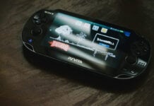 PS Vita by Aleks Dorohovich via Unsplash.