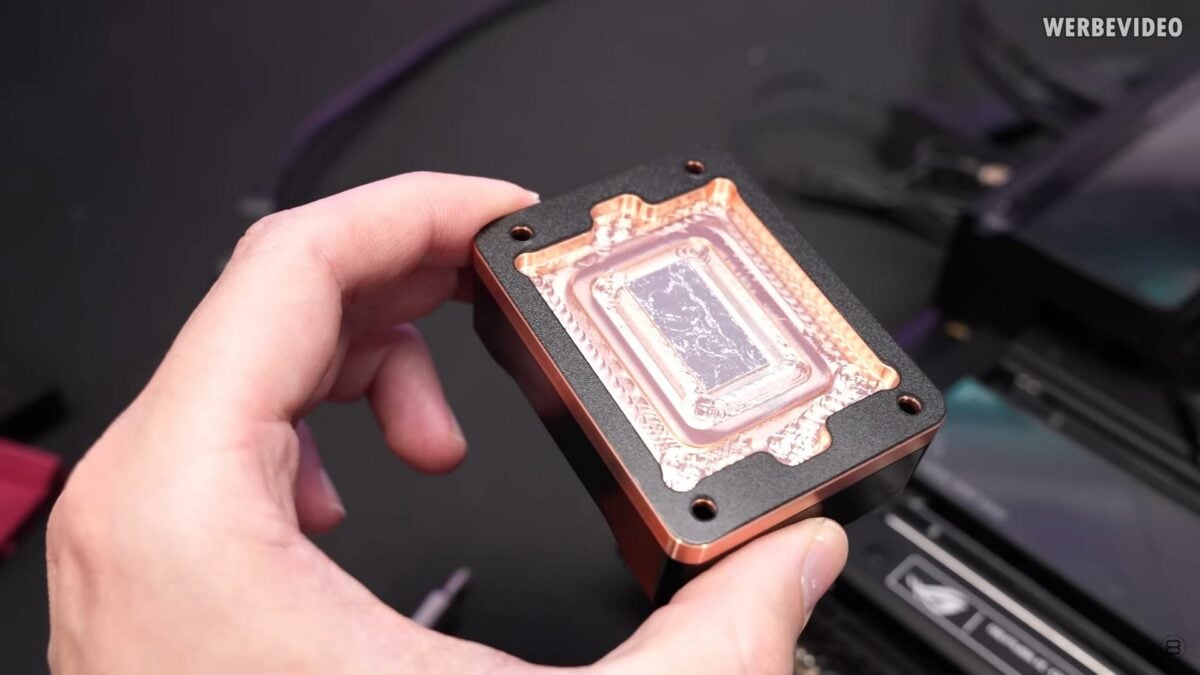 Intel Core i9-14900KS direct die water block.