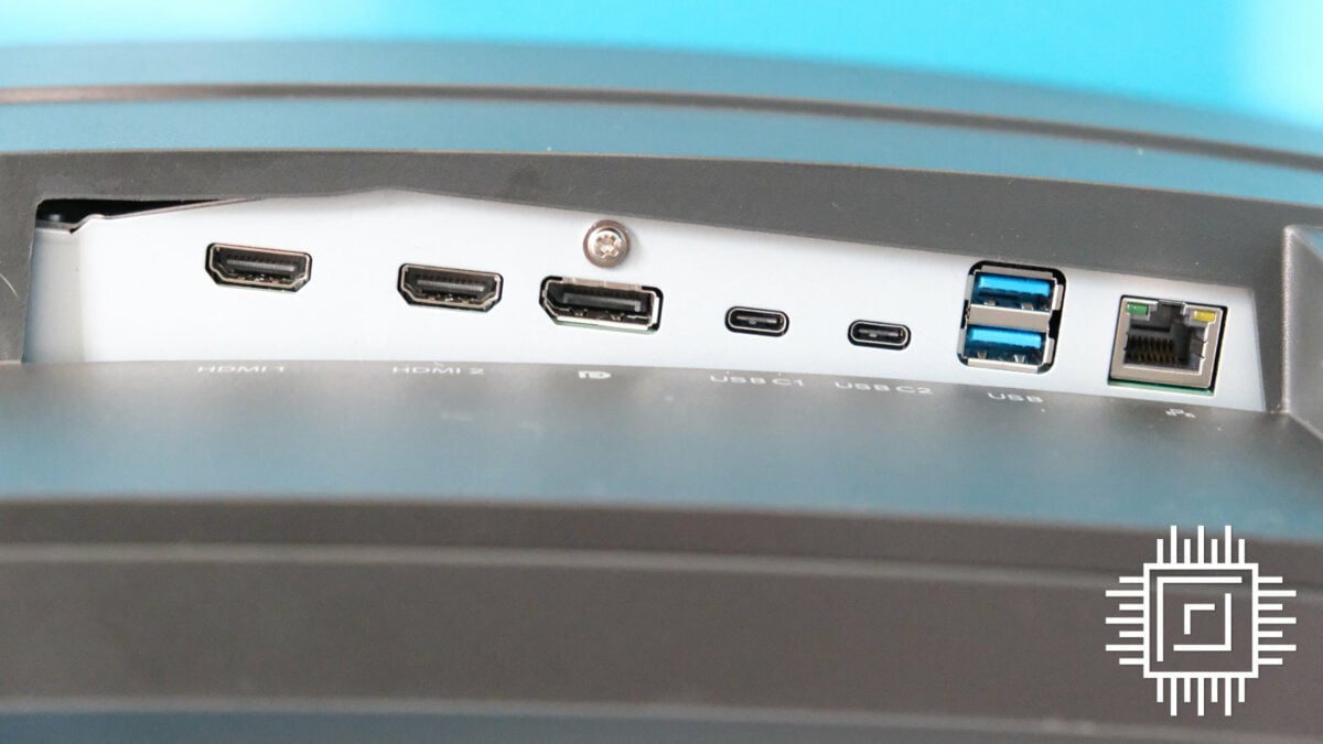 Philips 49B2U6900CH bottom USB ports.